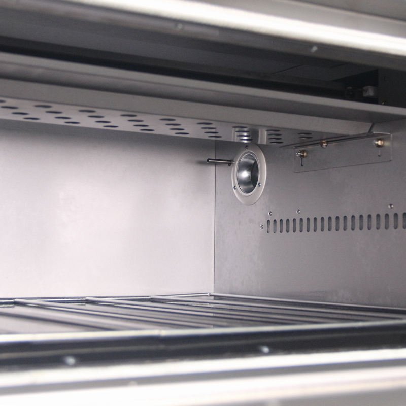 Interior gas burner of a commercial gas baking oven